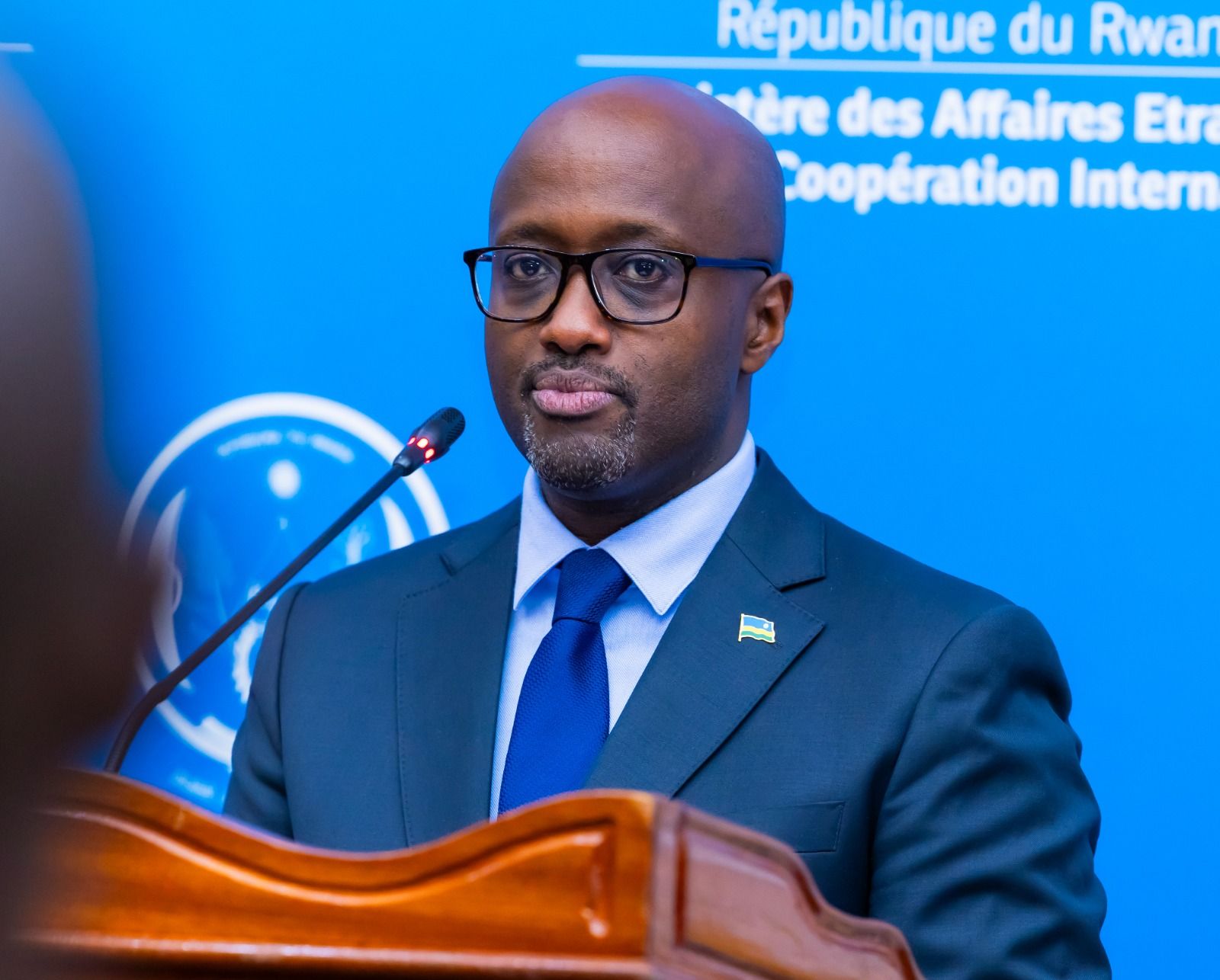 "Visit Rwanda niyo ihora itsinda "- Olivier Nduhungirehe