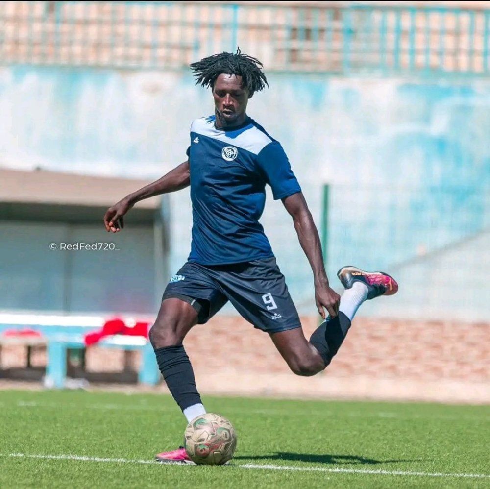 Myugariro w`umunya-Tchad Tchouplaou yasinyiye Rayon Sport